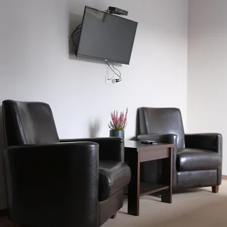 Hotel Przystanek 3*